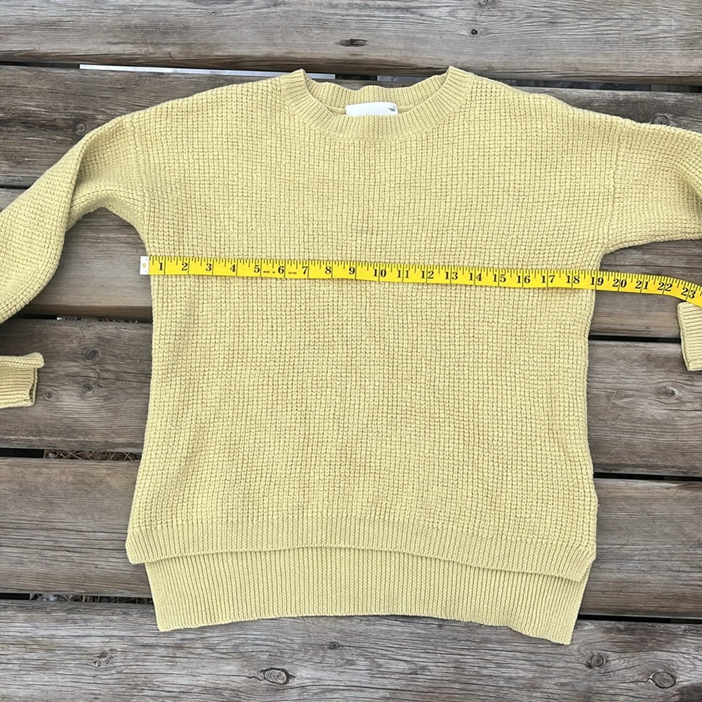 Aritzia Wilfred Free Merino Wool Sweater - Picture 3 of 7